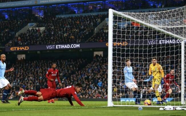 Firmino marcou o gol de empate para o Liverpool contra o City na 21ª rodada da Premier League