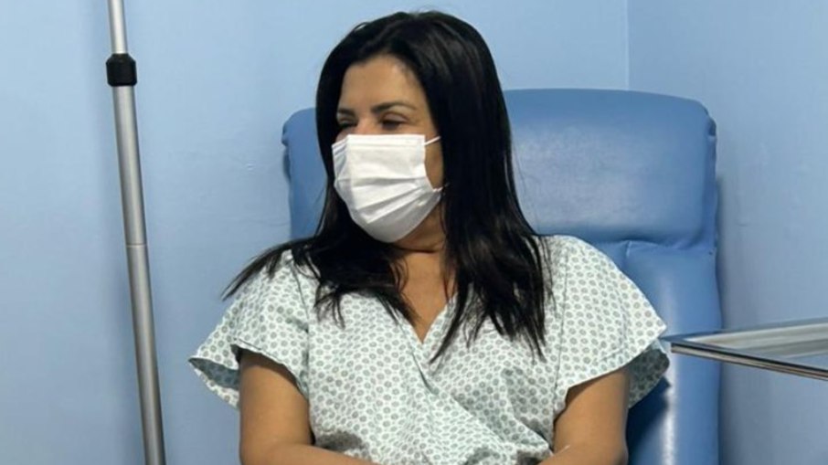 Mara Maravilha é internada em hospital em São Paulo