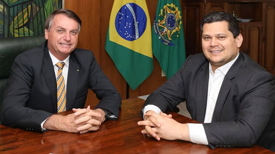 Davi Alcolumbre (DEM-AP), presidente do Senado, e Jair Bolsonaro