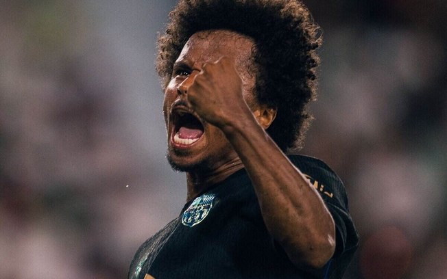 Raphinha faz dois gols e dá uma assistência na goleada do Barcelona sobre o Elche Raphinha faz dois gols e dá uma assistência na goleada do Barcelona sobre o Elche