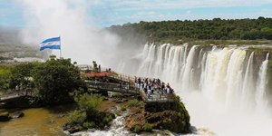 Parque Nacional do Iguazú fecha passarela da Garganta do Diabo