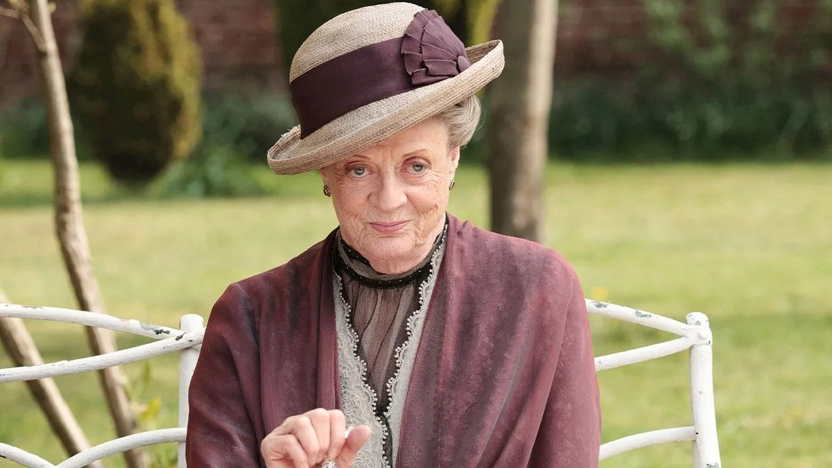 Maggie Smith morre aos 89 anos