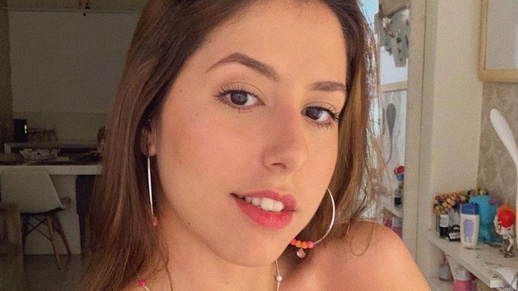 ‘Foi apenas uma colher’: jovem brasileira fica tetraplégica após consumir sopa enlatada