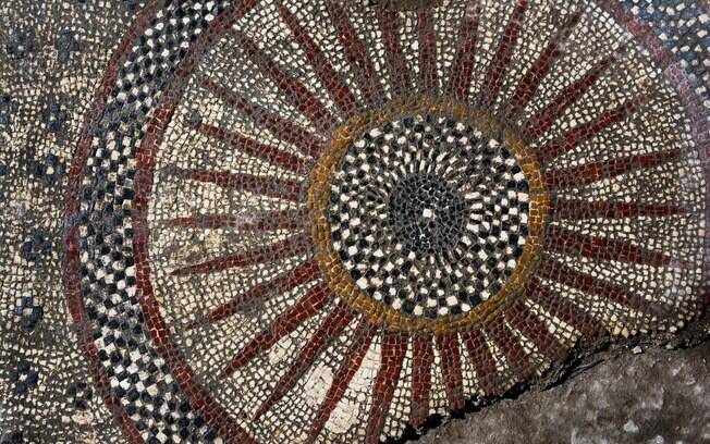 Arqueólogos encontraram mosaicos elaborados e bem conservados em cidade misteriosa do Império Romano