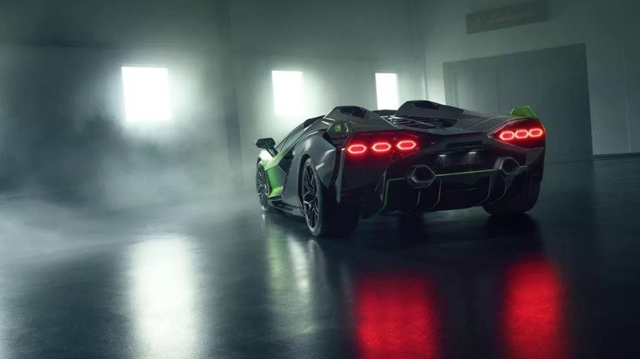 Colecionador reúne todas as séries raras da Lamborghini desde 2007