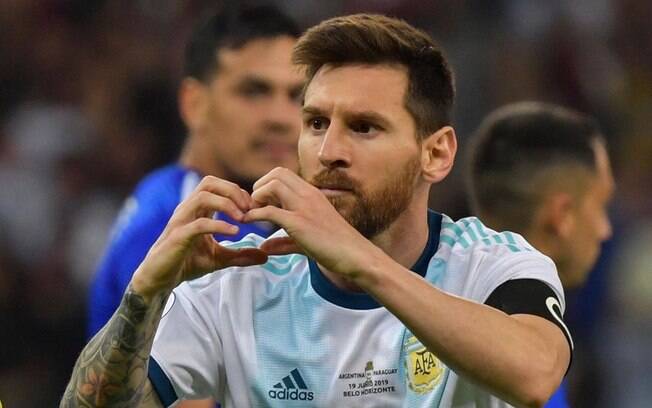 Lionel Messi marcou o gol de empate da Argentina contra o Paraguai na segunda rodada da Copa América