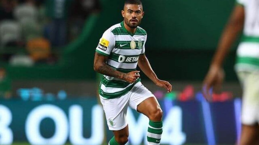Bruno Tabata está perto de acertar com o Palmeiras