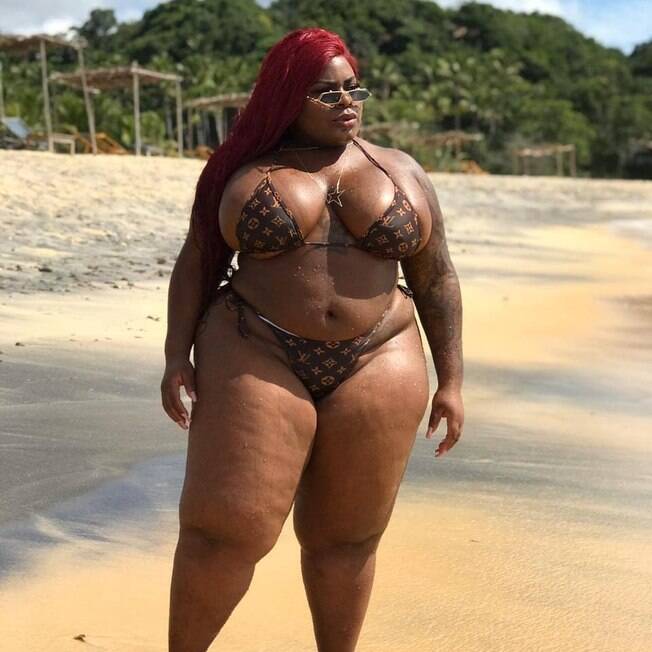 A cantora sabe que suas atitudes e opiniões influenciam outras mulheres Jojo Todynho