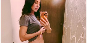 Sabrina Sato exibe barriga de grávida e seguidores se derretem
