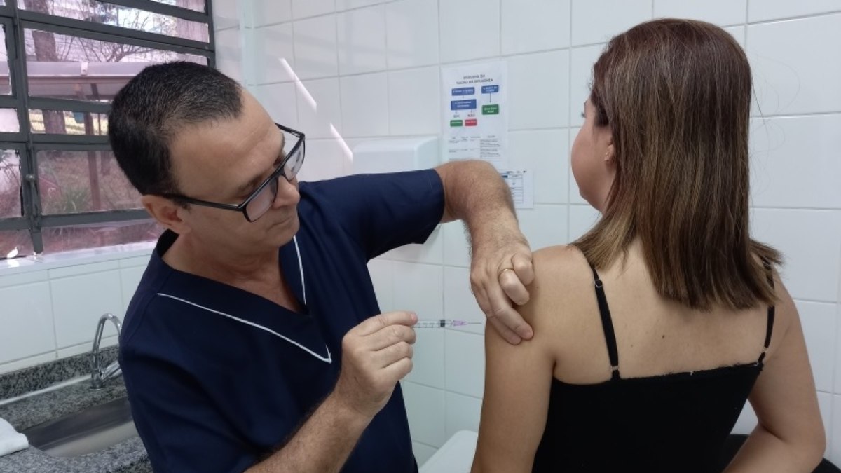 Serão oferecidas todas as vacinas do calendário nacional, com exceção da BCG Serão oferecidas todas as vacinas do calendário nacional, com exceção da BCG