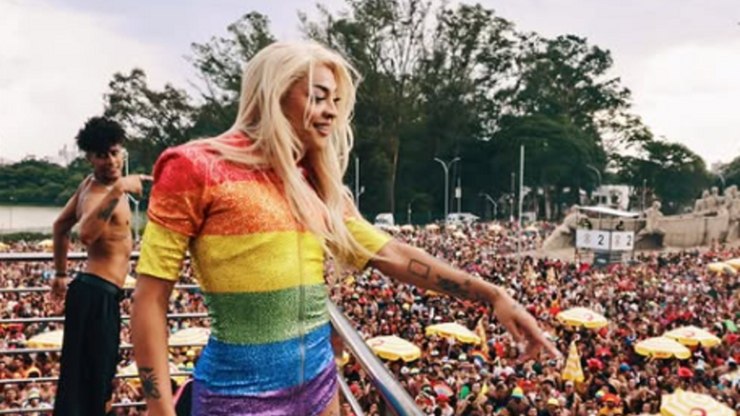 Pabllo Vittar abre turnê dos 10 anos no Hopi Pride