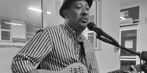 Ex-integrante do Molejo, Willian Araújo morre aos 60 anos