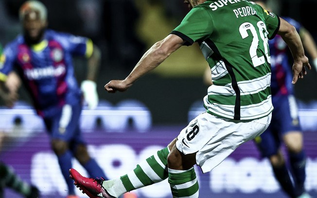 Sporting enche o ‘Pote’ e vence mais uma no Português