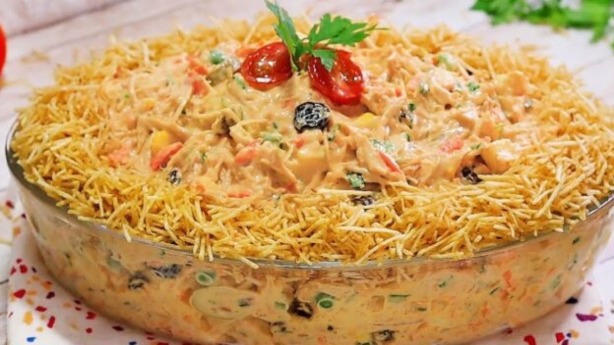 O salpicão é um prato tradicional das ceias de Natal e Ano Novo O salpicão é um prato tradicional das ceias de Natal e Ano Novo