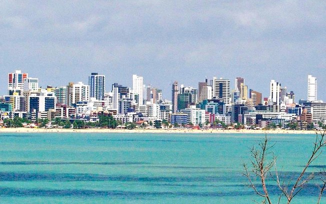 João Pessoa desponta no turismo e tem boom imobiliário