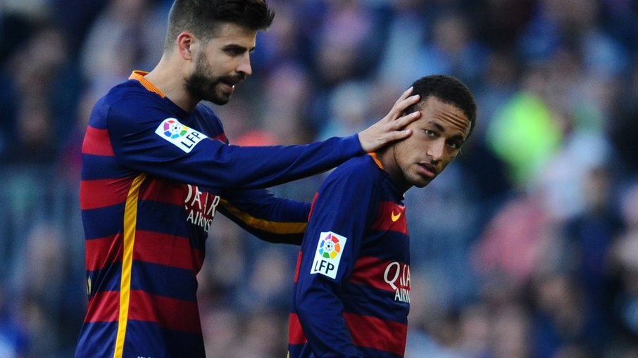 Piqué e Neymar atuaram juntos no Barcelona