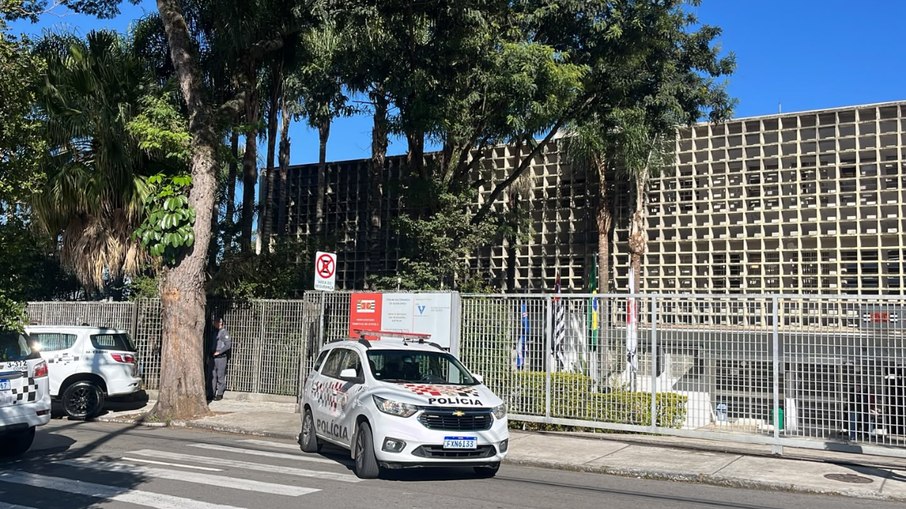 Sede do Fórum Criminal de Guarulhos, onde ocorreu julgamento dos PMs acusados no caso Gritzbach Sede do Fórum Criminal de Guarulhos, onde ocorreu julgamento dos PMs acusados no caso Gritzbach