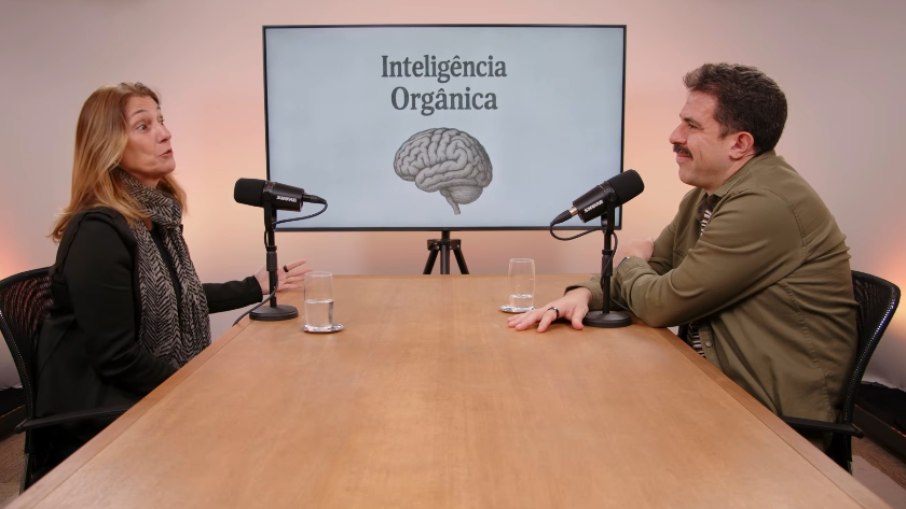 Adriana Martinelli no podcast Adriana Martinelli no podcast