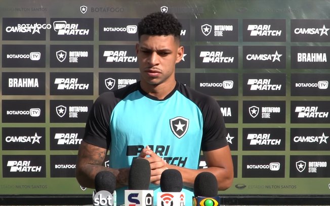 Sem Tiquinho, Botafogo ganha dois reforços na delegação para o Paraguai