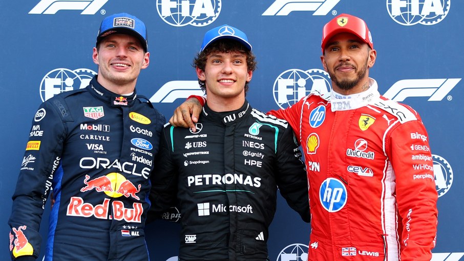 Vestappen, Antonelli e Hamilton largam nas três primeiras posições em Mônaco