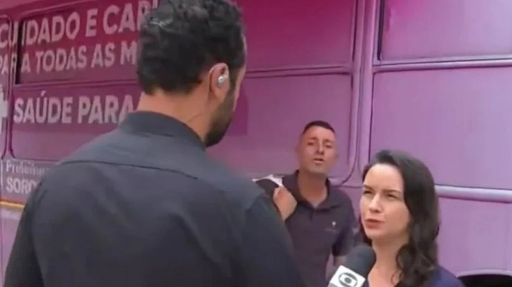 Homem%20invade%20transmiss%C3%A3o%20da%20TV%20Globo%20e%20causa%20clim%C3%A3o