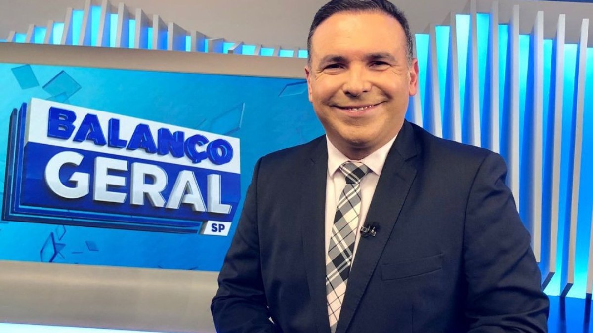 Reinaldo Gottino apresenta o Balanço Geral SP, na Record