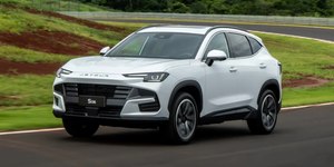 Jetour S06 estreia no Brasil por menos de R$ 200 mil