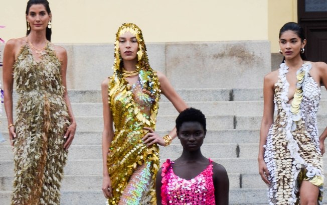 Ponto Firme traz magia do seu crochê com paetês para desfile no SPFW