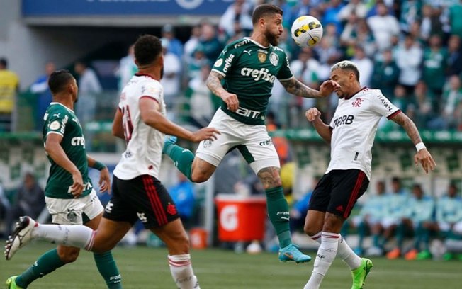 Mauro Cezar detona atuação de atleta do Flamengo contra Palmeiras