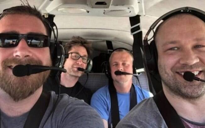 Selfie pouco antes da morte dos quatro ocupantes em queda de avião