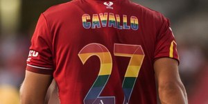 Jogador homossexual detona Casillas e Puyol: 'Decepcionante'