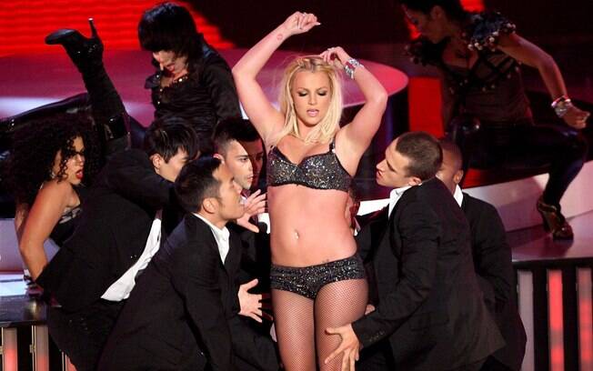 Já Britney Spears decepcionou em seu retorno com 