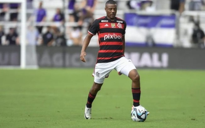 Com De La Cruz recuado, Flamengo encontra a formação ideal
