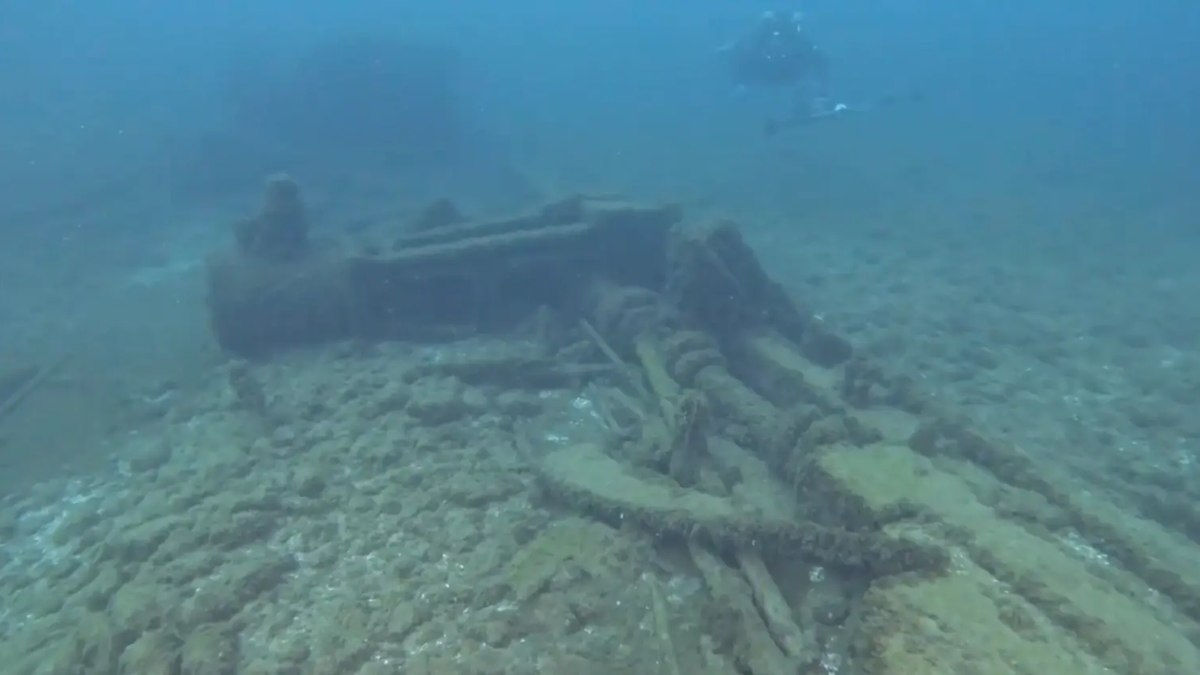 Arqueólogos descobrem navios negreiros naufragados há 300 anos
