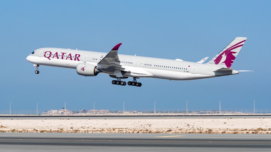 Qatar Airways criou promoção estruturada mensal para emissões com milhas