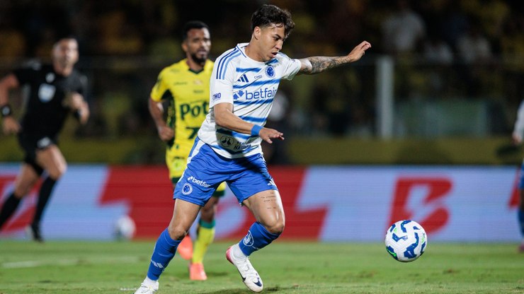 Cruzeiro tropeça contra o Mirassol e vê a liderança mais distante