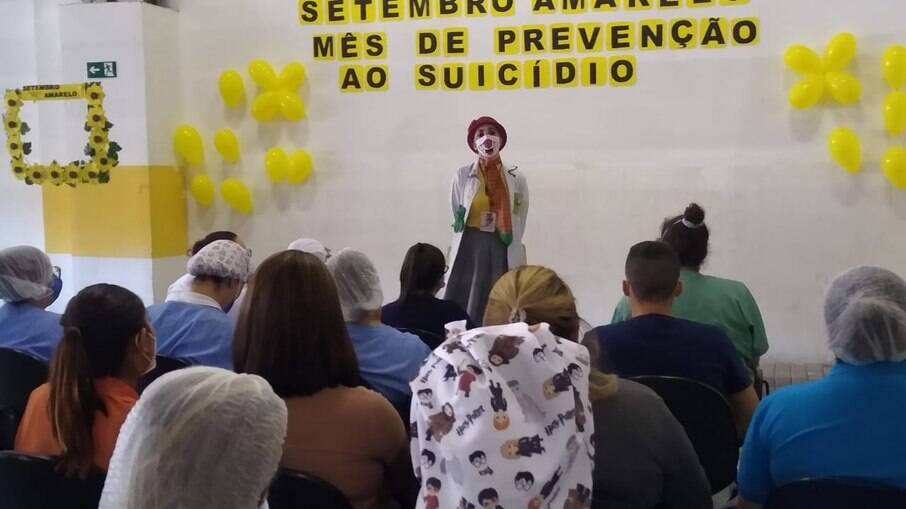 Buscar o auxílio de profissionais, família e amigos é uma das recomendações da psicóloga. Buscar o auxílio de profissionais, família e amigos é uma das recomendações da psicóloga.