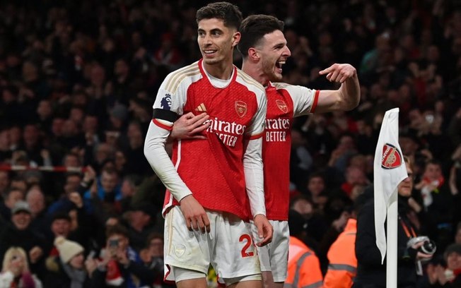 Arsenal sobra no clássico e aplica goleada em cima do Chelsea