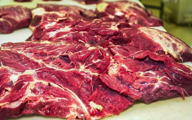 Crise na produção de carne nos EUA tem feito pessoas recorrerem à caça