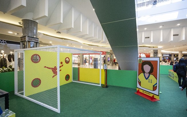 Bourbon Shopping tem arena para troca de figurinhas da Copa Bourbon Shopping tem arena para troca de figurinhas da Copa