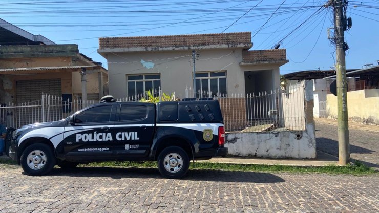 Menores são resgatados de alojamento de escolinha de futebol