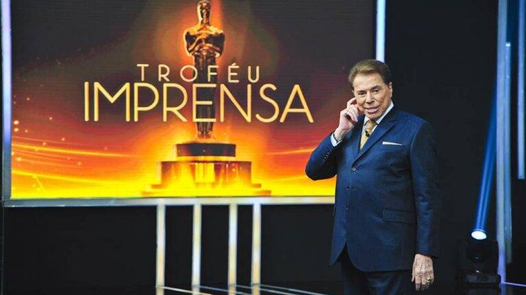 Trof%C3%A9u%20Imprensa%20renasce%20com%20brilho%2C%20mas%20trope%C3%A7a%20no%20respeito