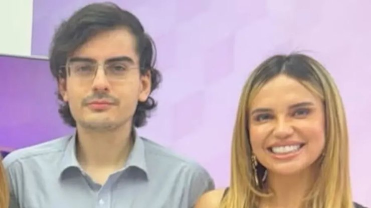 Apresentadora%20assume%20namoro%20com%20Dudu%20Camargo
