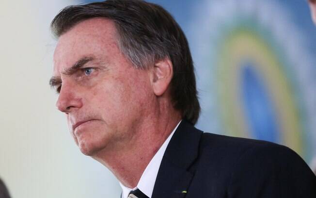 Bolsonaro defende a abertura da 