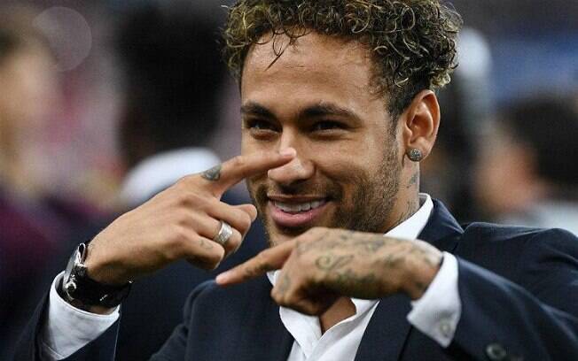 Neymar disse que está cansado de especulações sobre sua saída do PSG