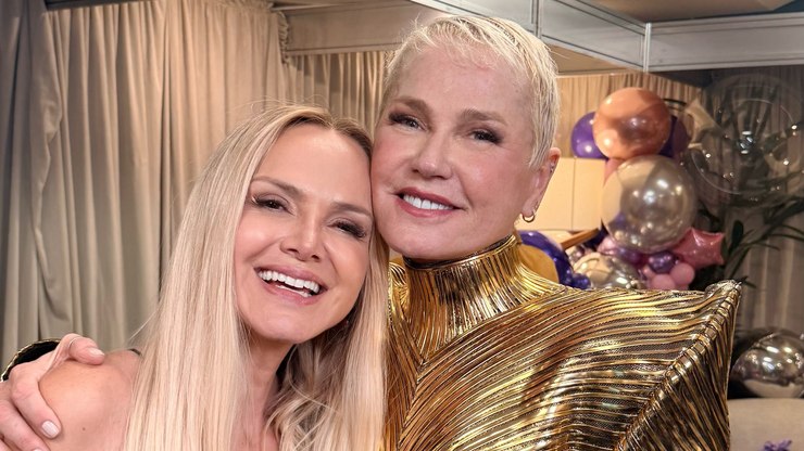 Eliana prestigia show de Xuxa Meneghel em São Paulo