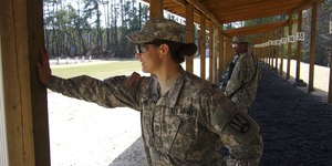 Assédio e sexismo afastam mulheres do Exército alemão