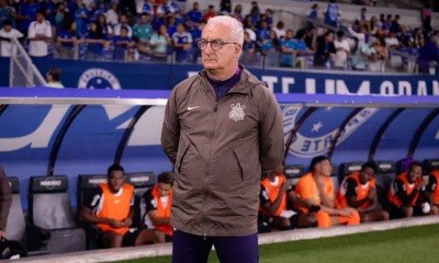 Dorival abre jogo sobre fama e explica ausência de Garro
