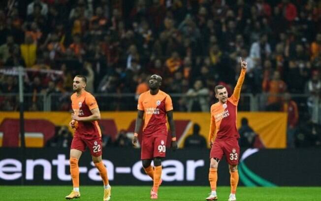 Galatasaray vence Olympique Marseille e se classifica à próxima fase da Liga Europa