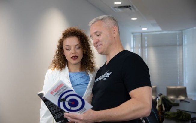 Advogada brasileira conquista prêmio literário internacional